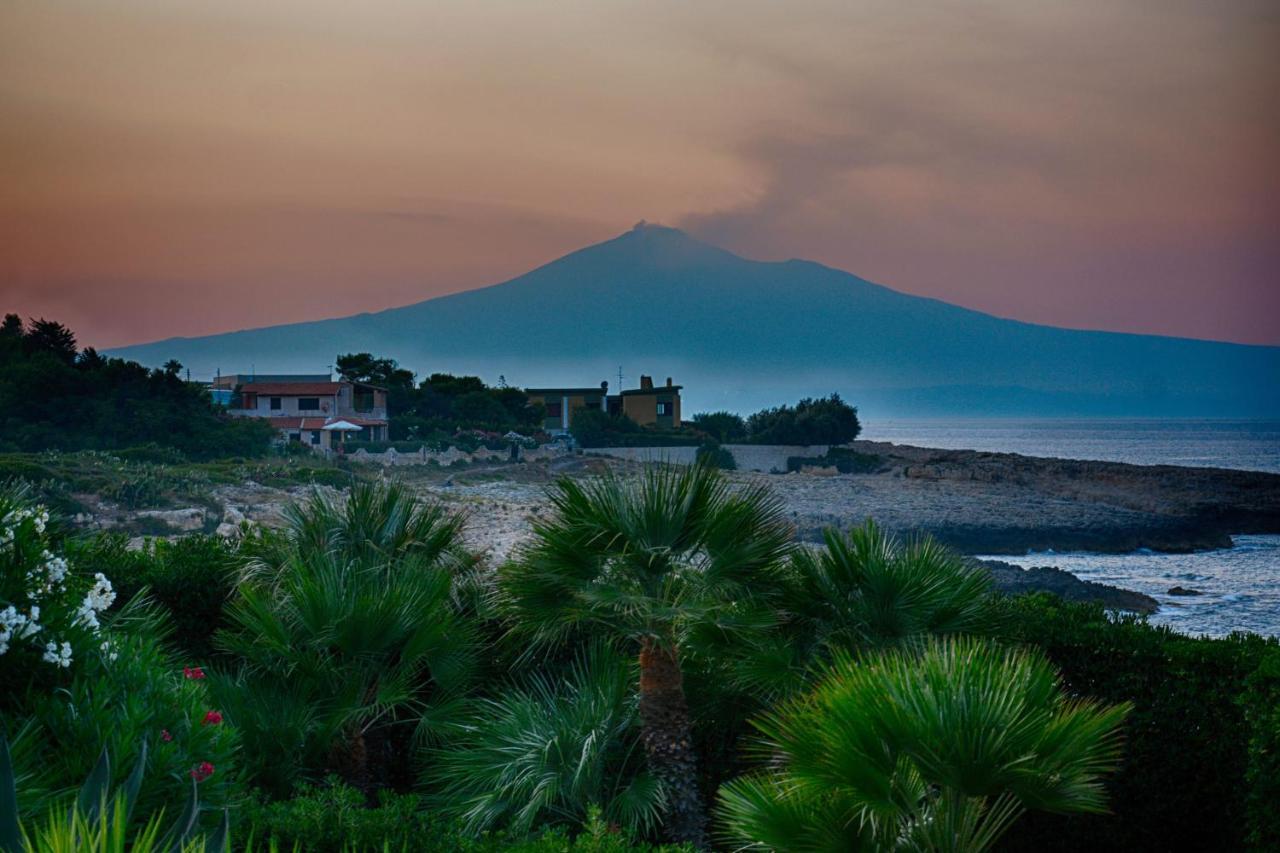 Villa La Casa In Riva Al Mare Augusta Exterior foto